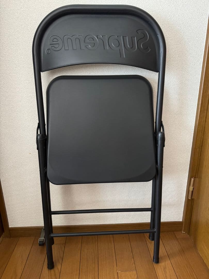 未使用　保管品　シュプリーム　チェア　折りたたみ　ブラック