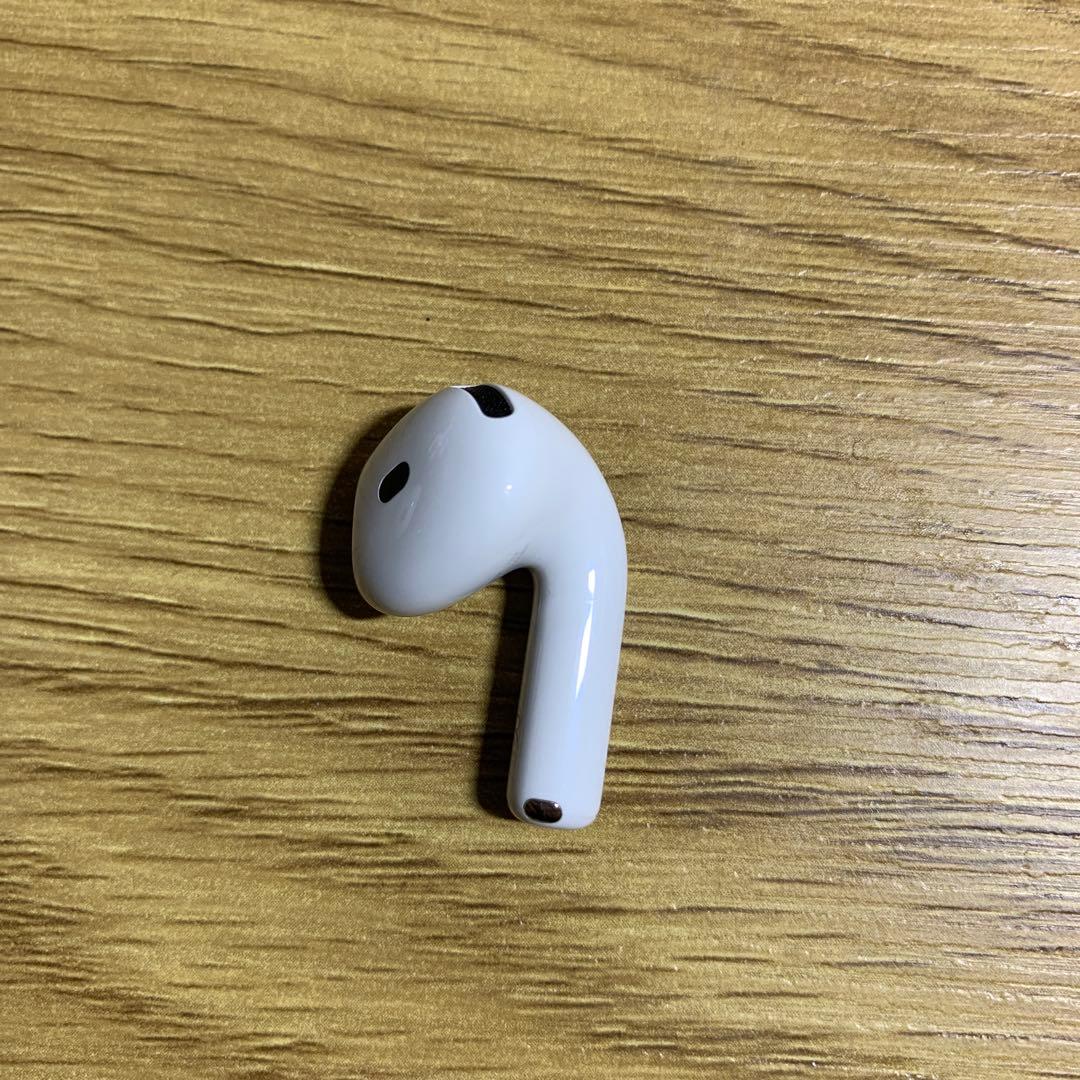 Apple AirPods 第4世代　A3059 右耳　右側　右