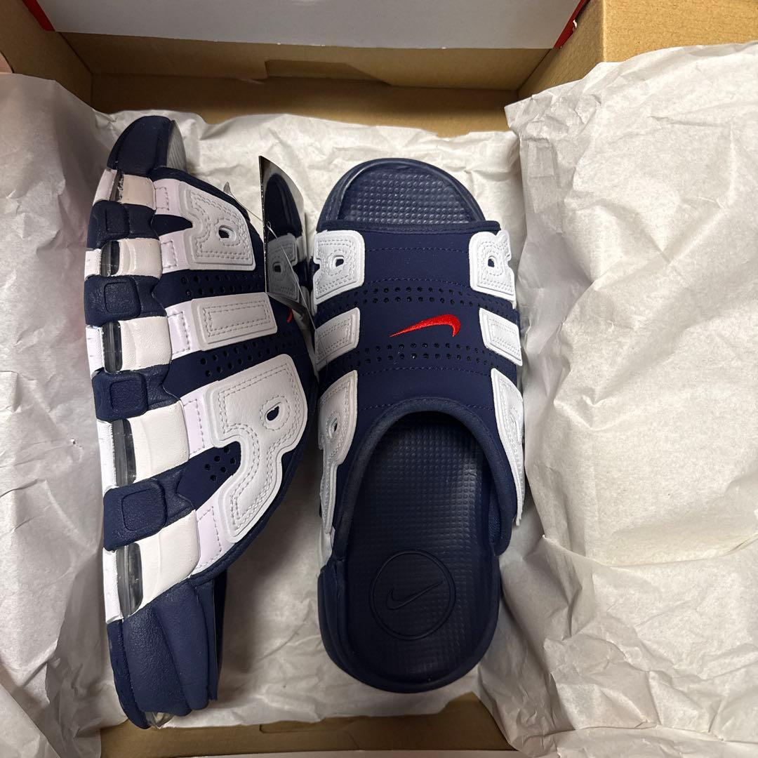 Nike Air モアアップテンポ　サンダル