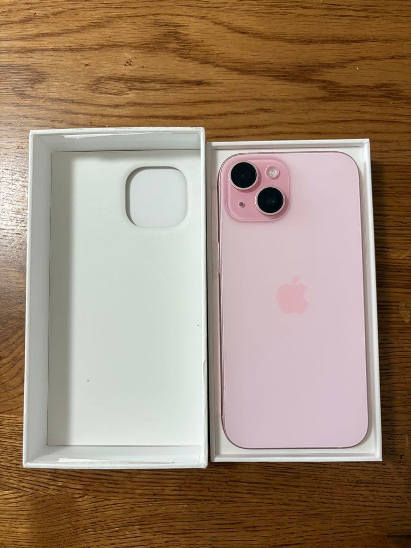 iPhone15 本体 ピン256GB SIMフリー バッテリー90％