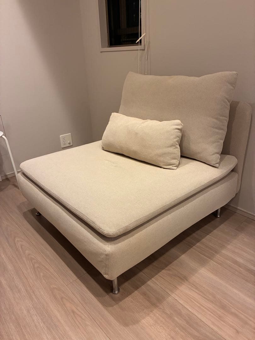 ベージュ色1人掛けソファIKEA(配送料込み)