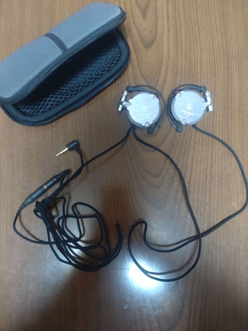 audio technica ATH-EM7　有線イヤホン　ケース付き