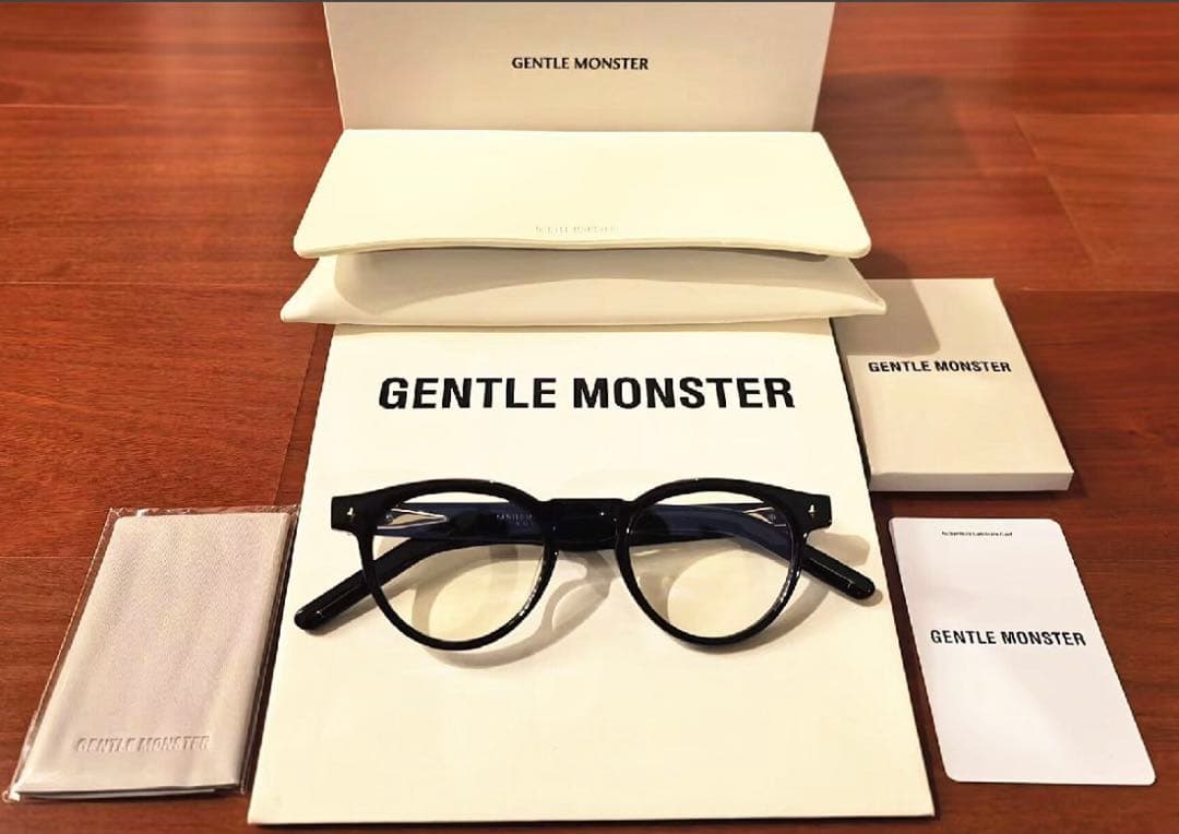 GENTLE MONSTERメガネ Ron 登坂広臣 BTS 愛用