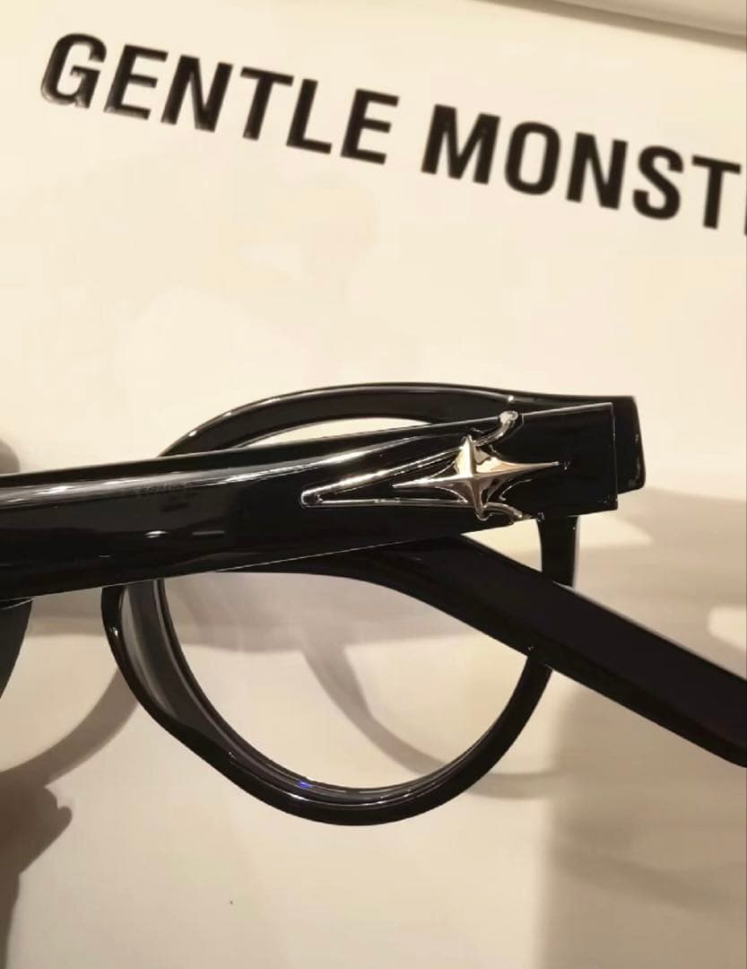 GENTLE MONSTERメガネ Ron 登坂広臣 BTS 愛用