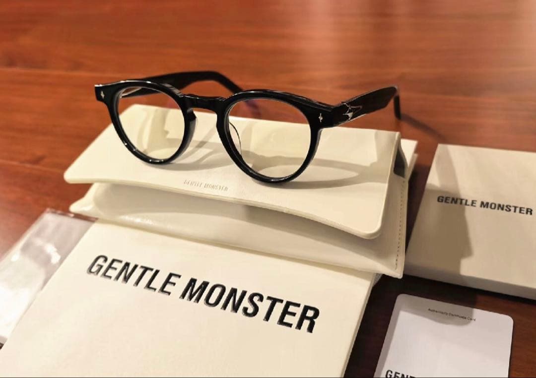 GENTLE MONSTERメガネ Ron 登坂広臣 BTS 愛用