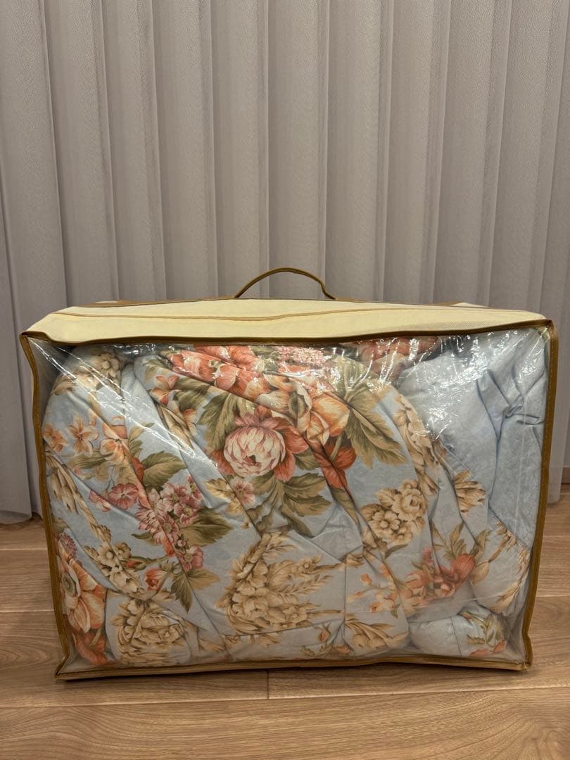 羽毛掛けふとん　西川　シベリア産ハイクオリティダウン　西川産業　東京　日本製