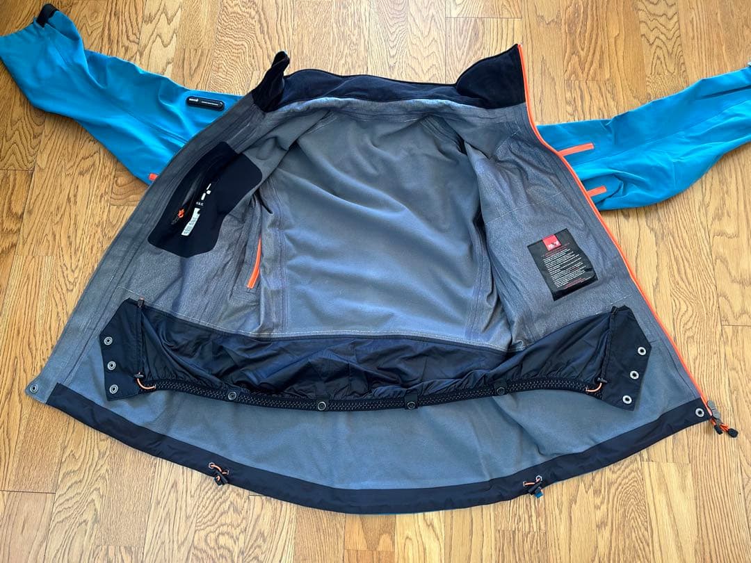 ホグロフス　クーロワールジャケット M