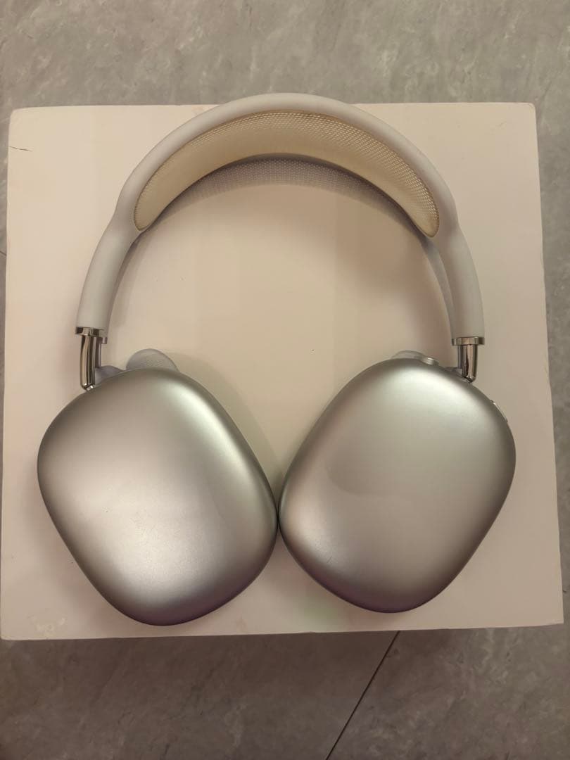 Apple AirPods Max ワイヤレスヘッドホン