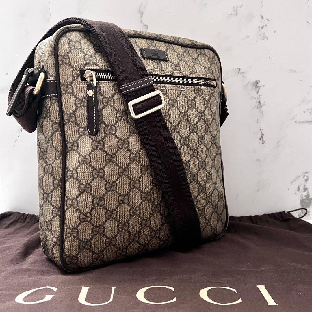 ◇極美品◇グッチ　GGスプリーム　カメラバッグ　クロスボディバッグ　201448