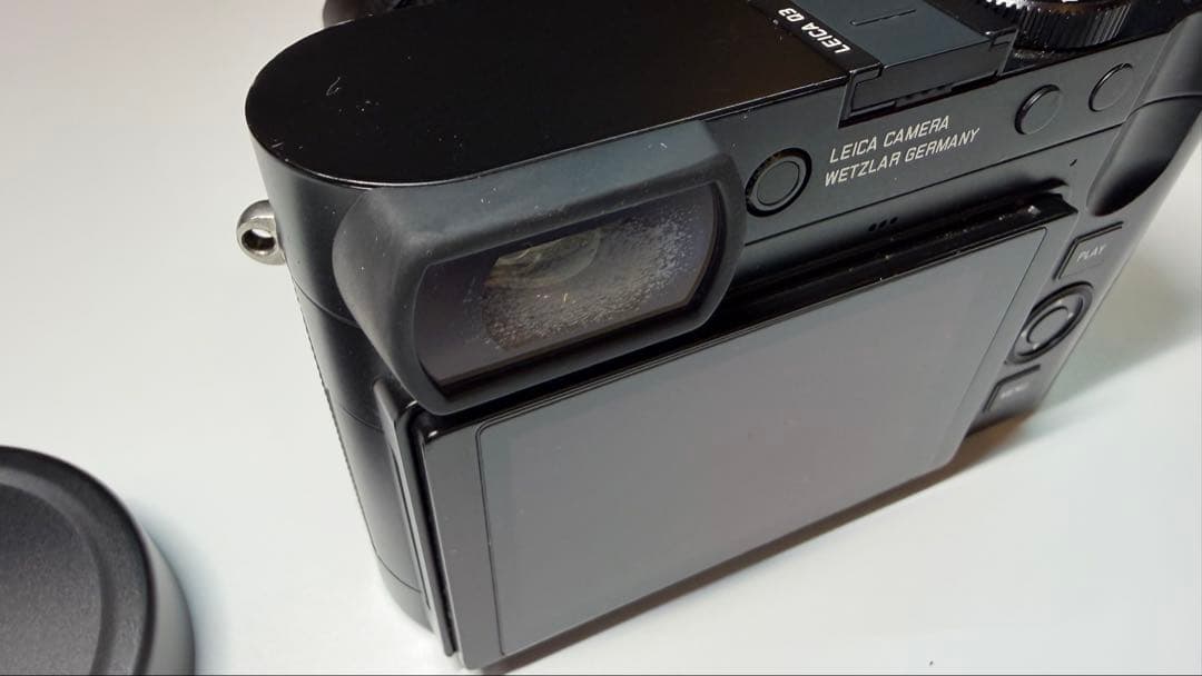 LEICA Q3 予備バッテリー付き