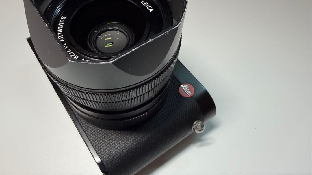 LEICA Q3 予備バッテリー付き