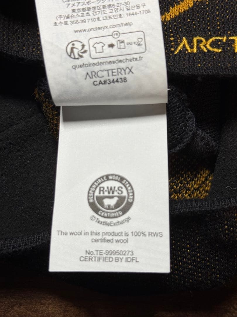 ARC'TERYX ニット帽 黒/黄