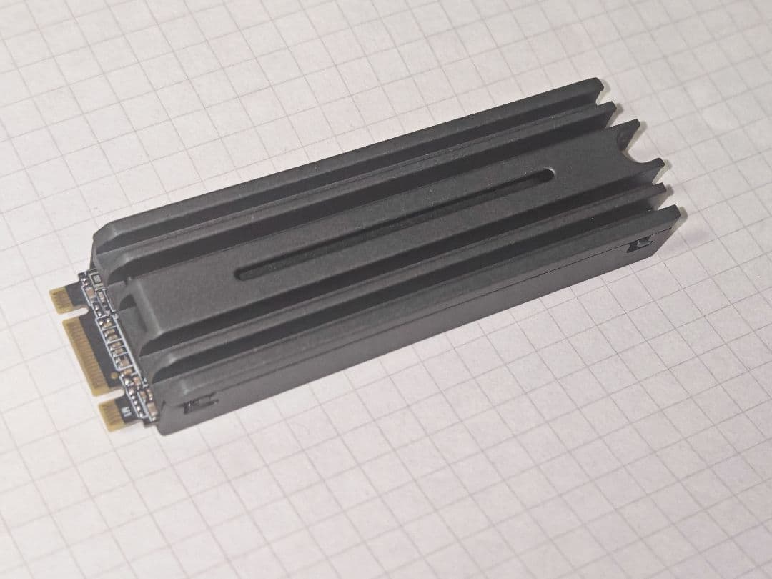 内蔵型SSD M.2 SATA SSD 512GB