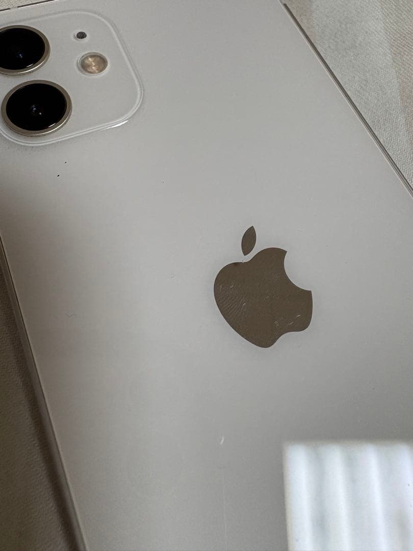 Apple iPhone 12 ホワイト 本体