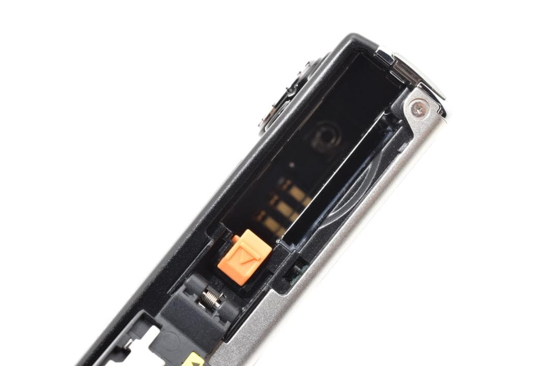 極美品☆Nikon ニコン COOLPIX S640 シルバー デジカメ#963