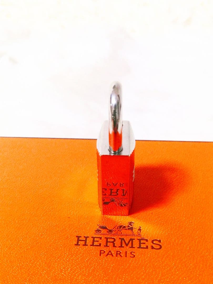 【美品】 HERMES エルメス カデナ南京錠パドロック鍵2ケ