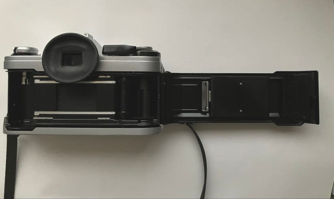 一眼レフの王道！Canon AE-1 フィルムカメラ &レンズ50mmジャンク