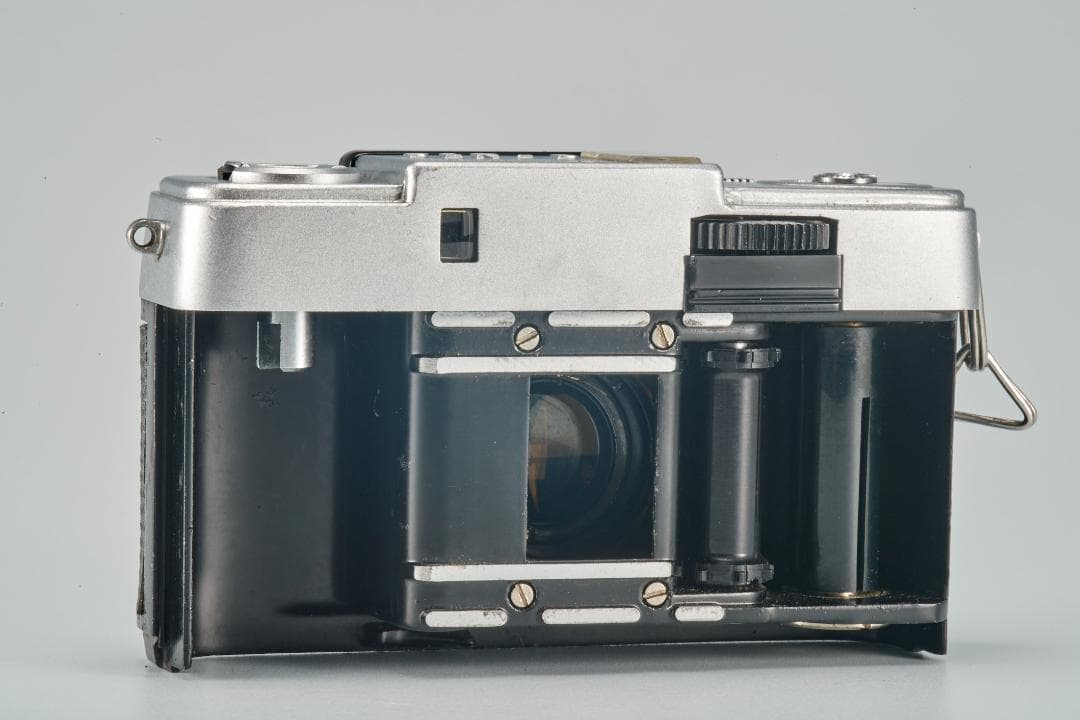 フィルムカメラ Olympus PEN-D / F-zuiko F1.9 32mm #88