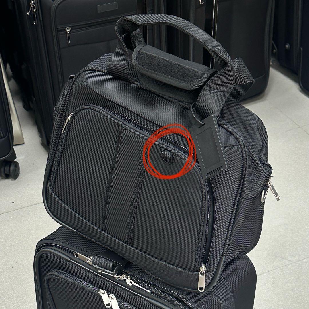 アシアナ航空乗務員鞄(ロゴ無し)