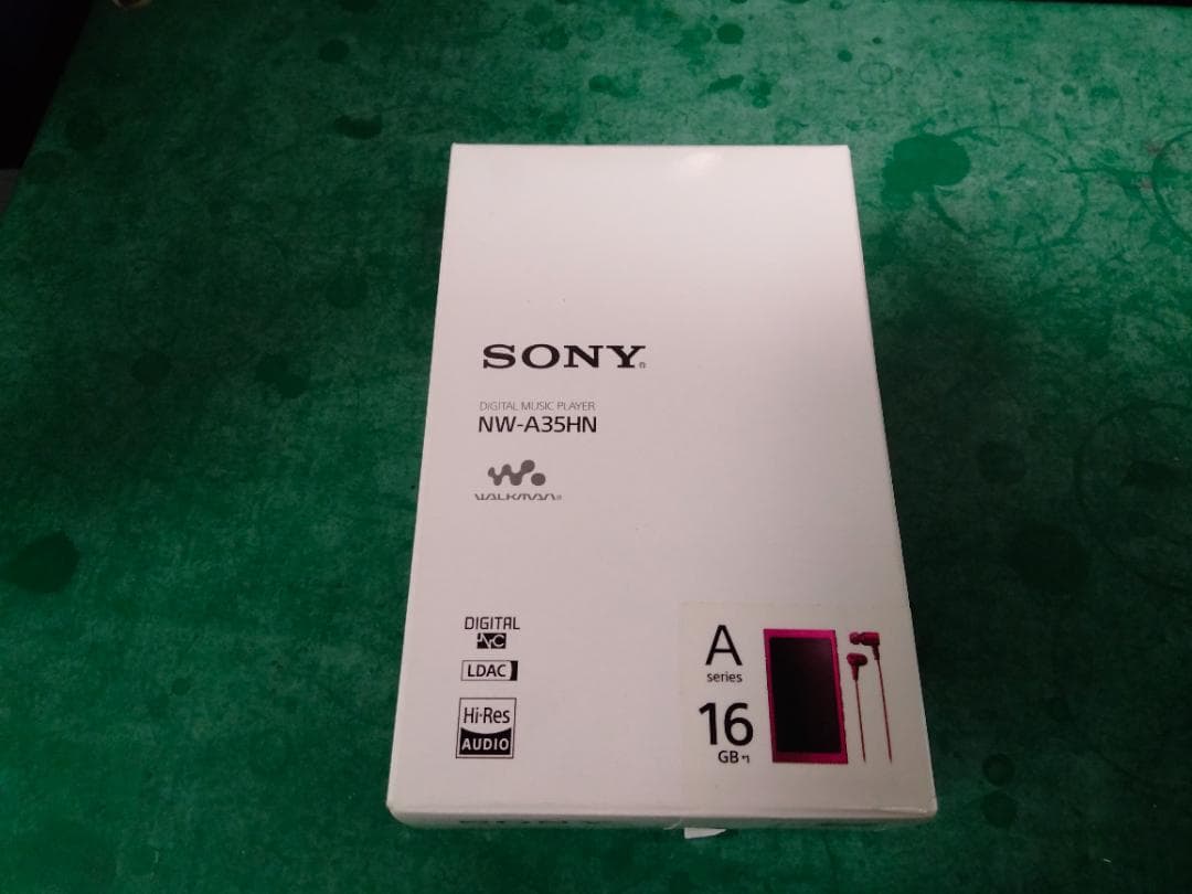 新古品　ウォークマン　NW-A35