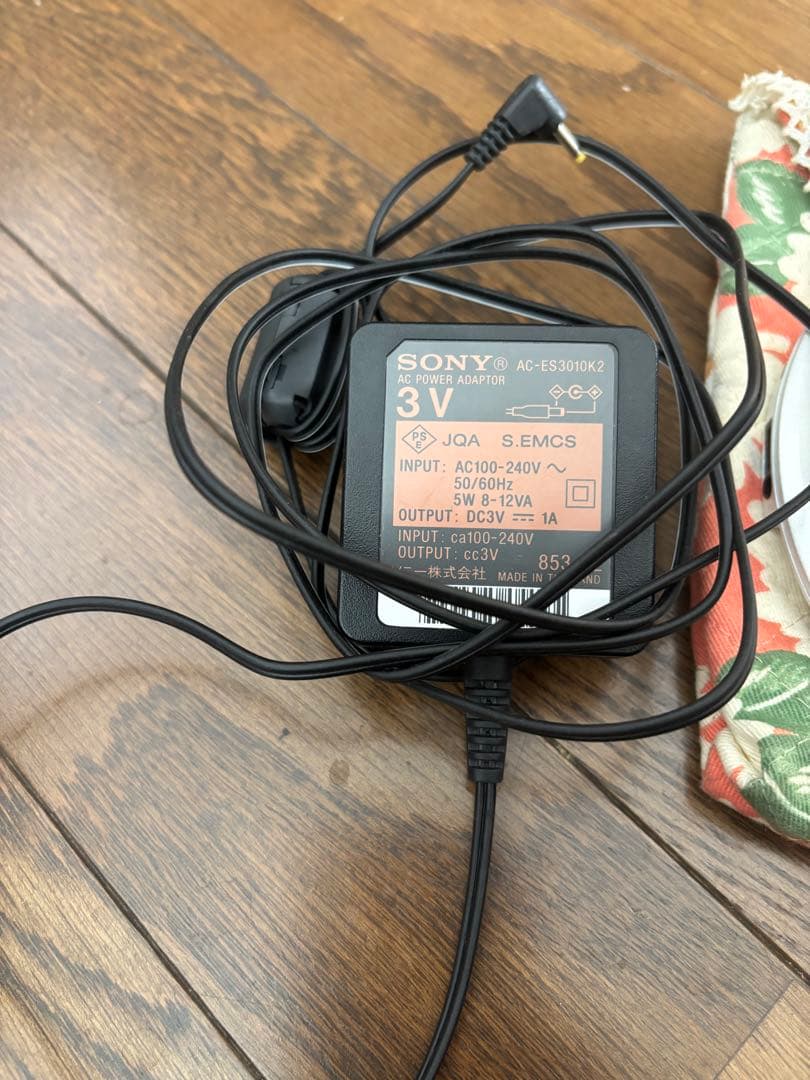 ポータブルプレーヤー SONY CD WALKMAN D-NE20