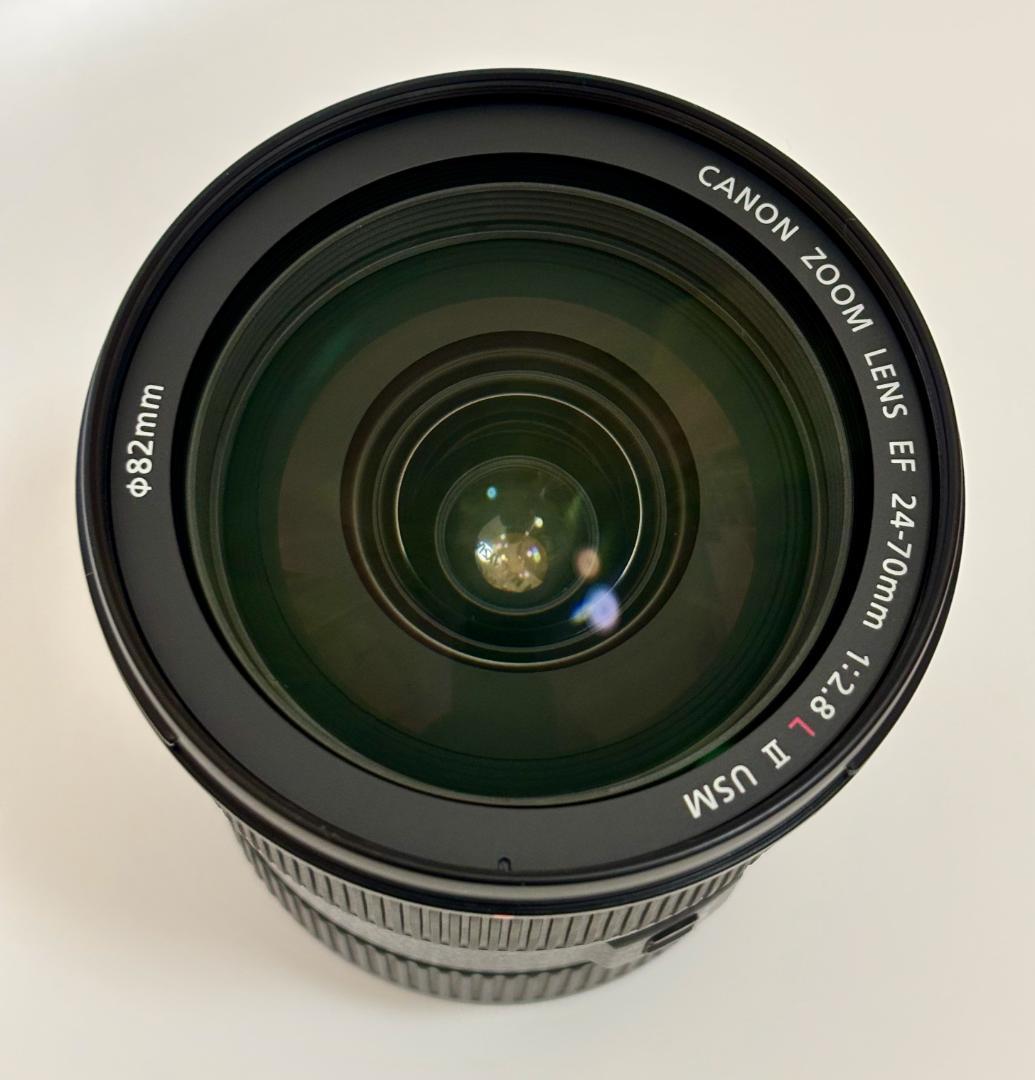 【極美品】Canon EF 24-70mm F2.8L II USM