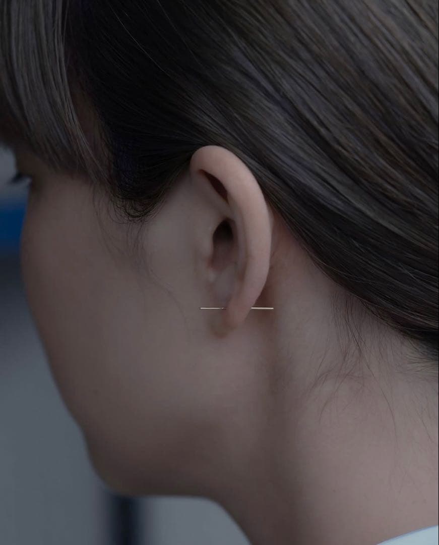 NOUE キャッチレスピアス