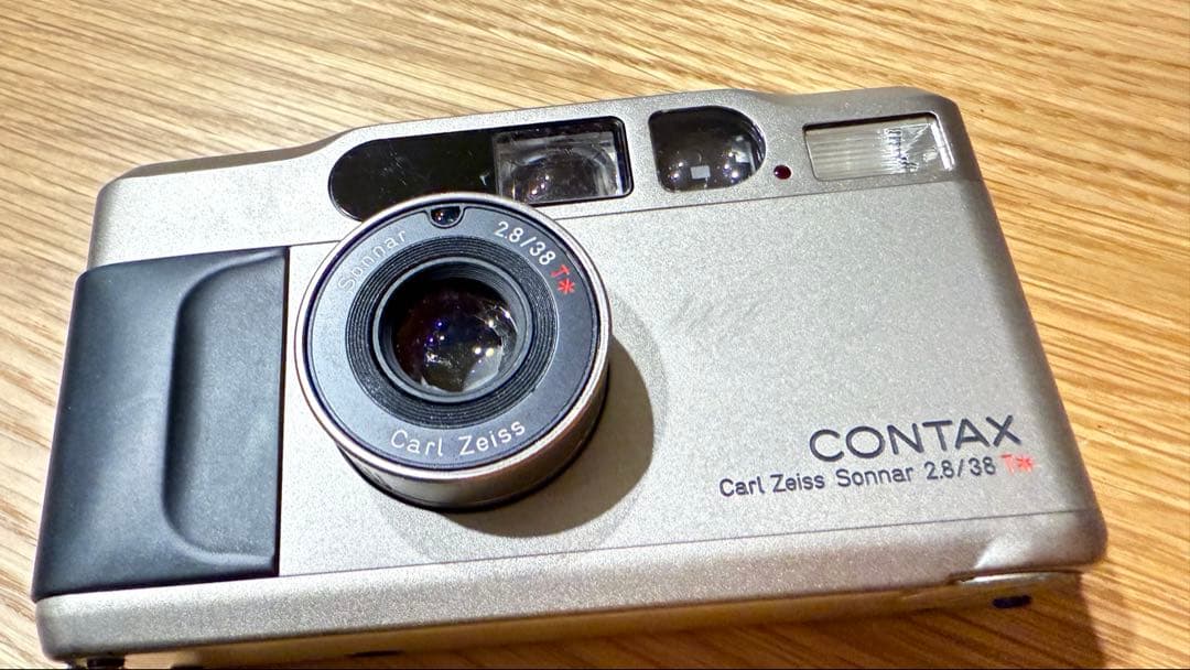 CONTAX T2 フィルムカメラ（中古・動作確認済み）