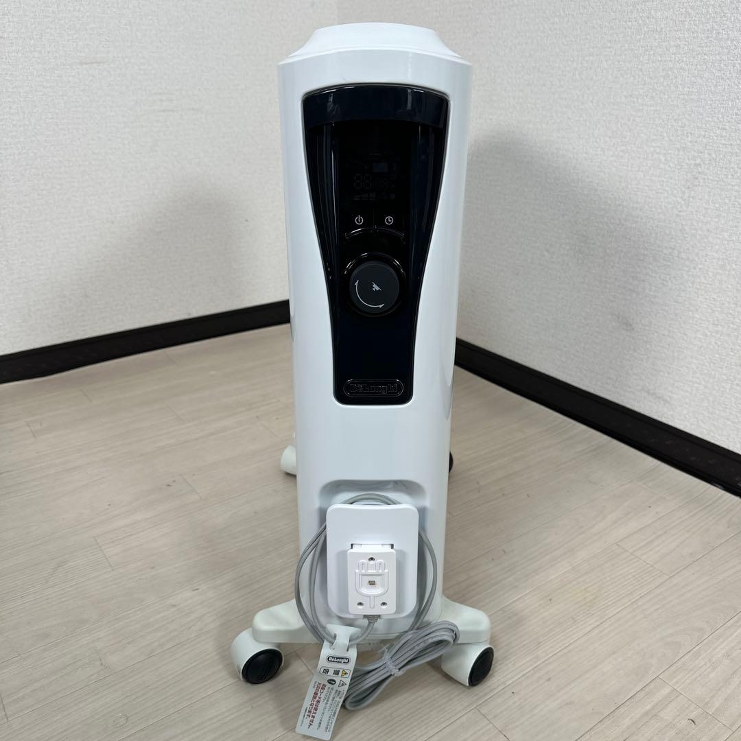 美品 デロンギ オイルヒーター RHJ65L0915 2022年 管理No.i1