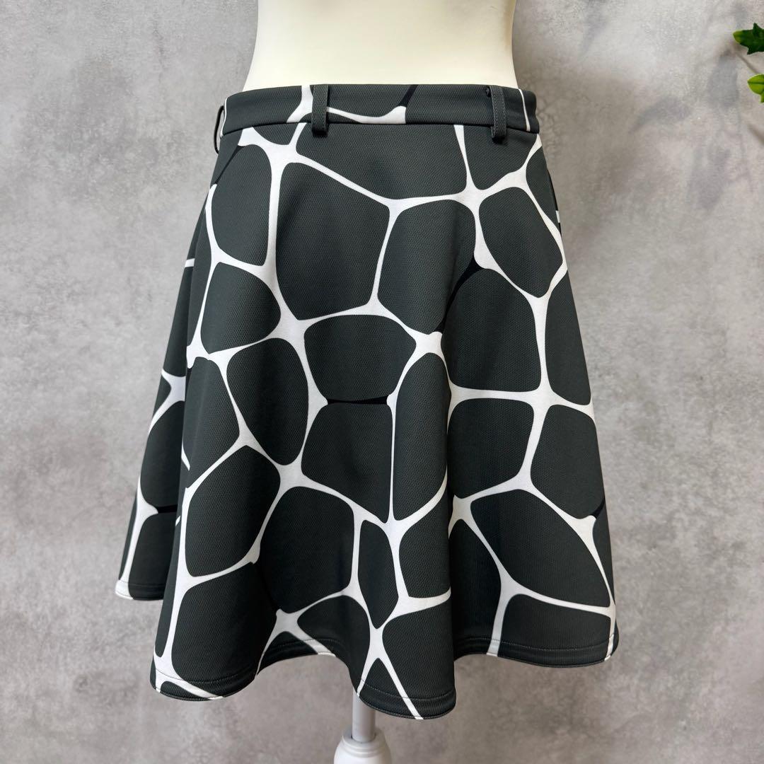 【新品未使用】ランバンスポール　スカート ジラフ柄カーキ ゴルフウェア