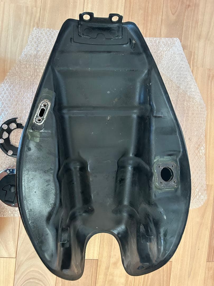 Z*0様 売り切り　ゼファーχ タンク テールカウル　外装セット