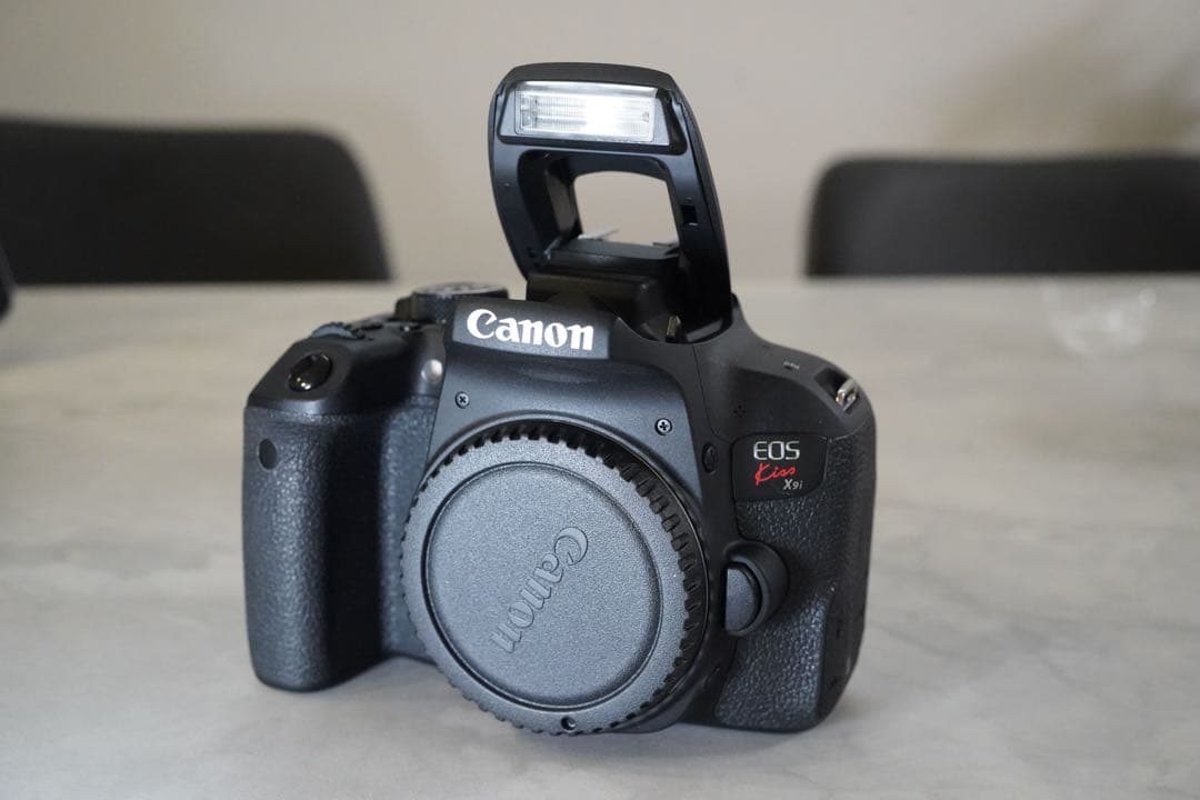 Canon EOS kiss x9i ダブルズームキット + おまけ