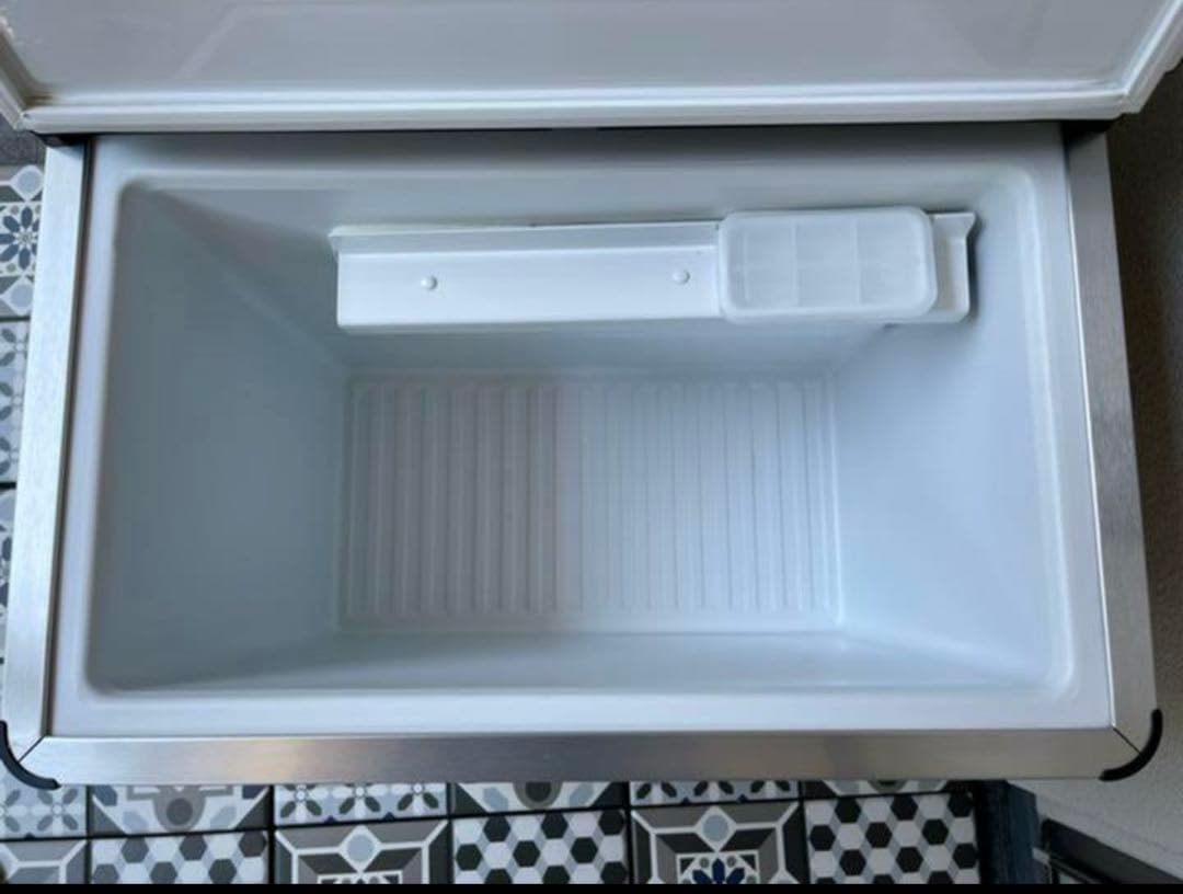 冷凍庫 ポータブル 3way Dometic ドメティック31L キャンプ用