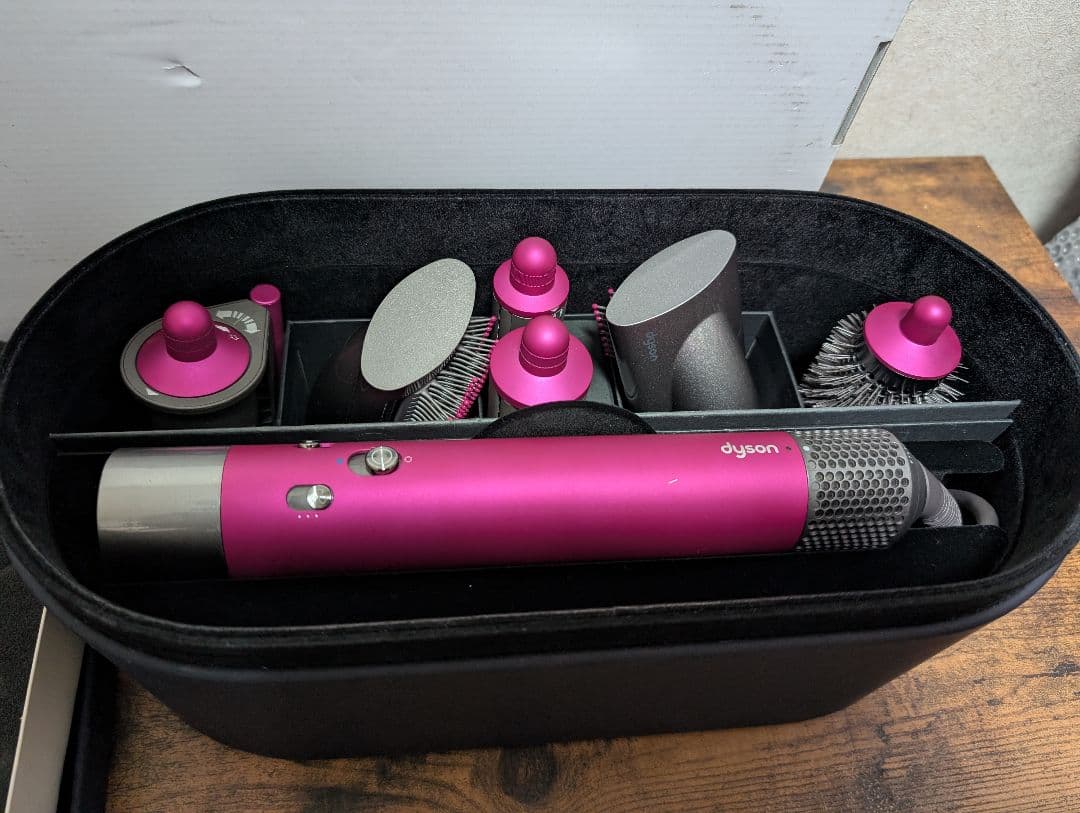 Dyson　エアラップ　マルチスタイラー Complete　ドライヤー