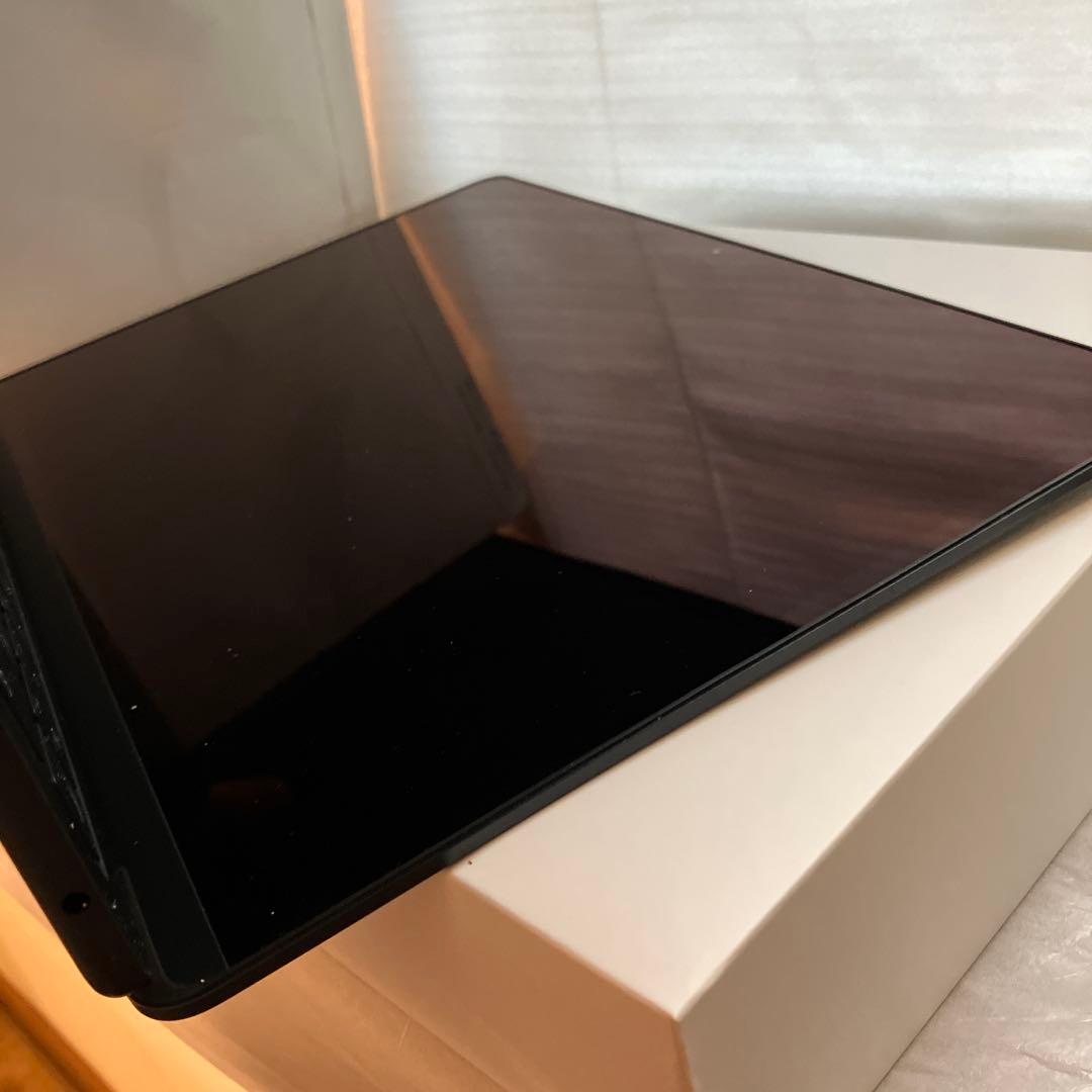 MacBook Air M2スペースグレー