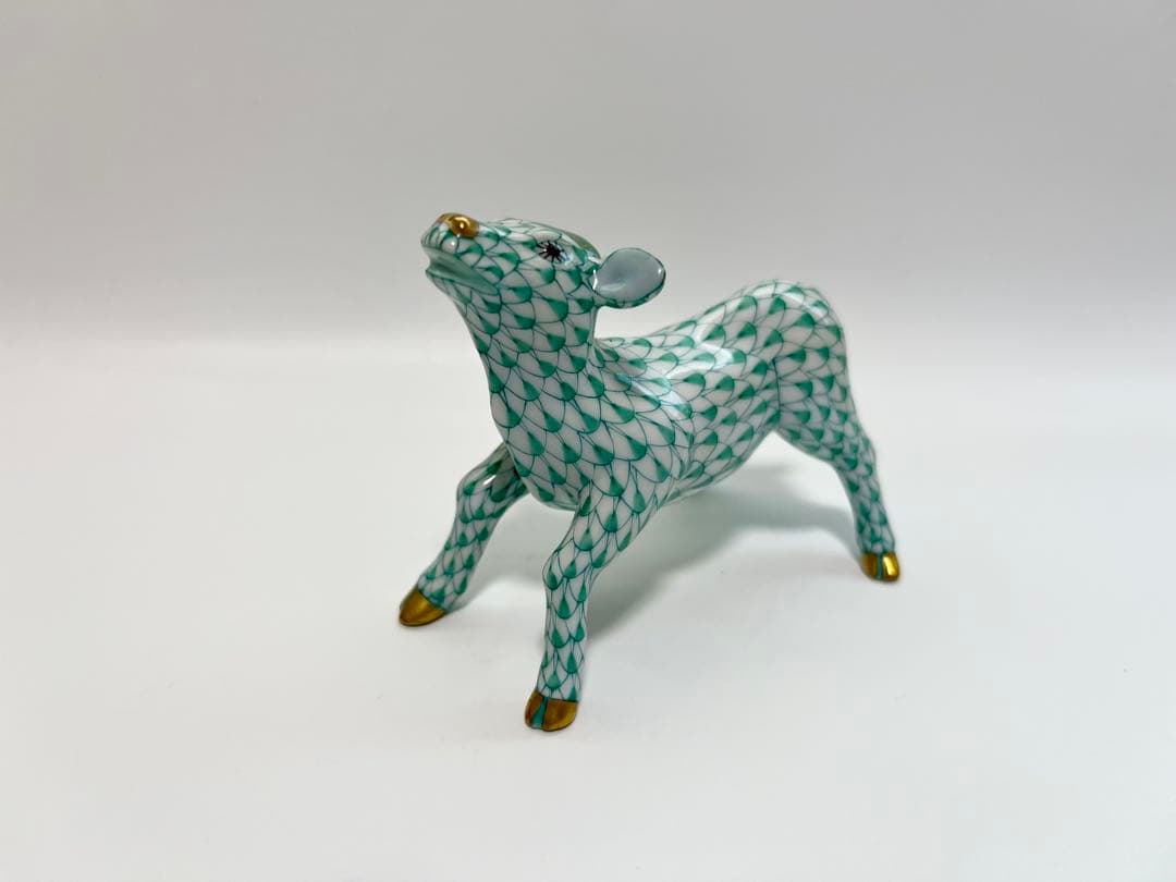 ヘレンド Herend フィギュリン 仔牛 グリーンフィッシュネット 金彩