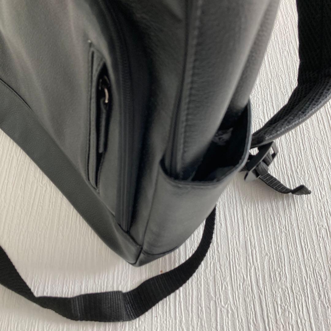 ホースレザー バックパック 黒 FLYING HORSE 馬革 美品 リュック