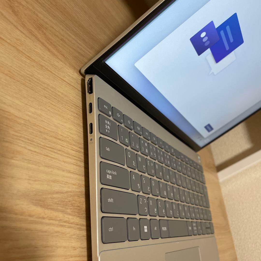 DELL Inspiron 13インチ ノートPC シルバー