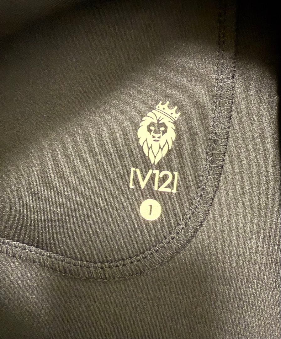 V12 ブラック スウェットスカート