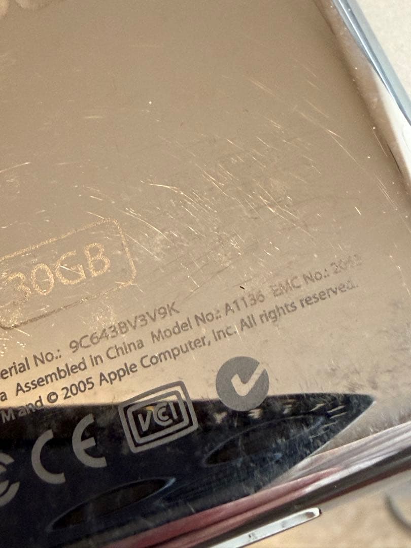 【即日発送】iPod Classic 30GB 第5.5世代　MA444J