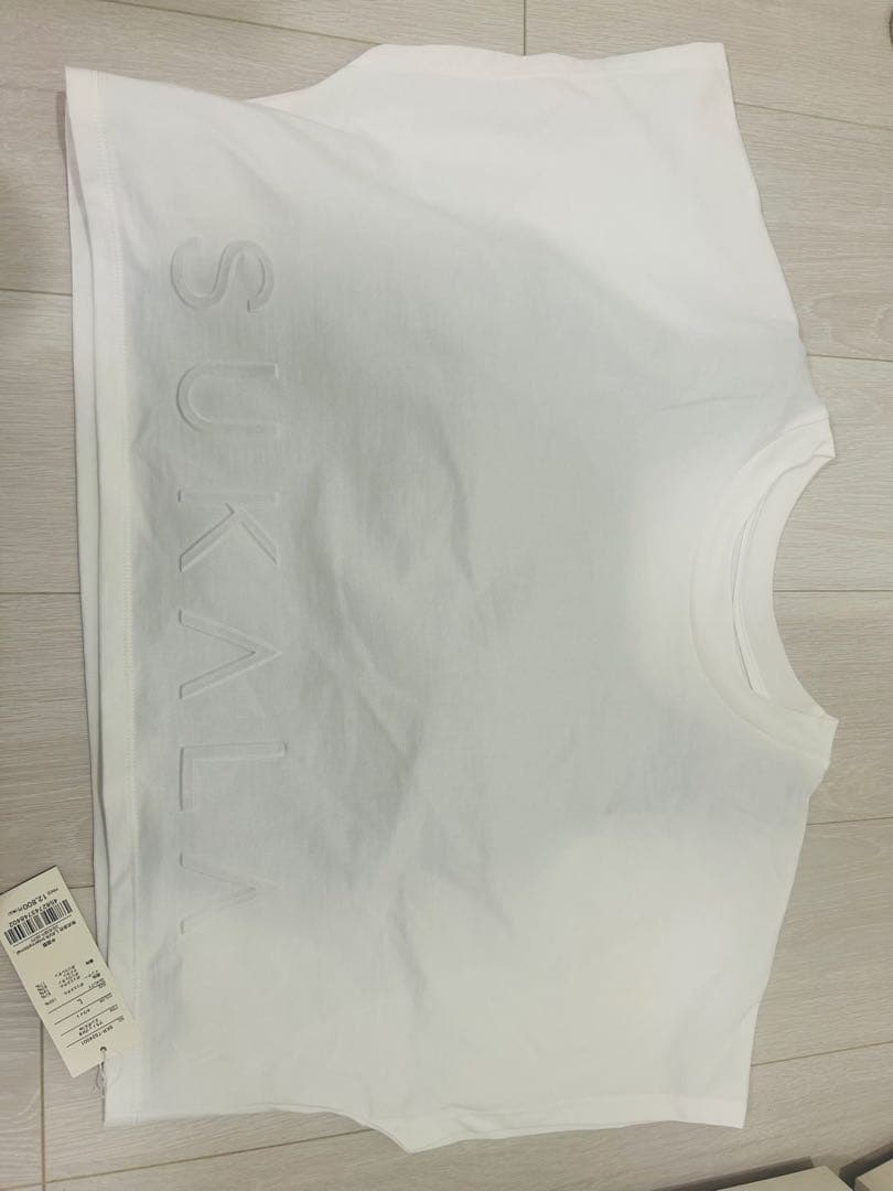 【新品・未使用】Lサイズ　ブラトップ付きエンボスTee ホワイト