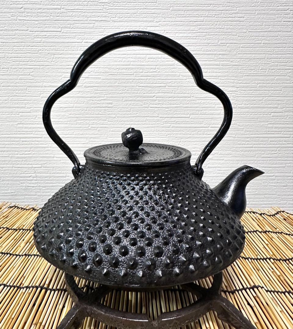 未使用品　南部伝統工芸士 及川寛治作 木瓜鉉 大アラレ　南部鉄瓶　南部鉄器