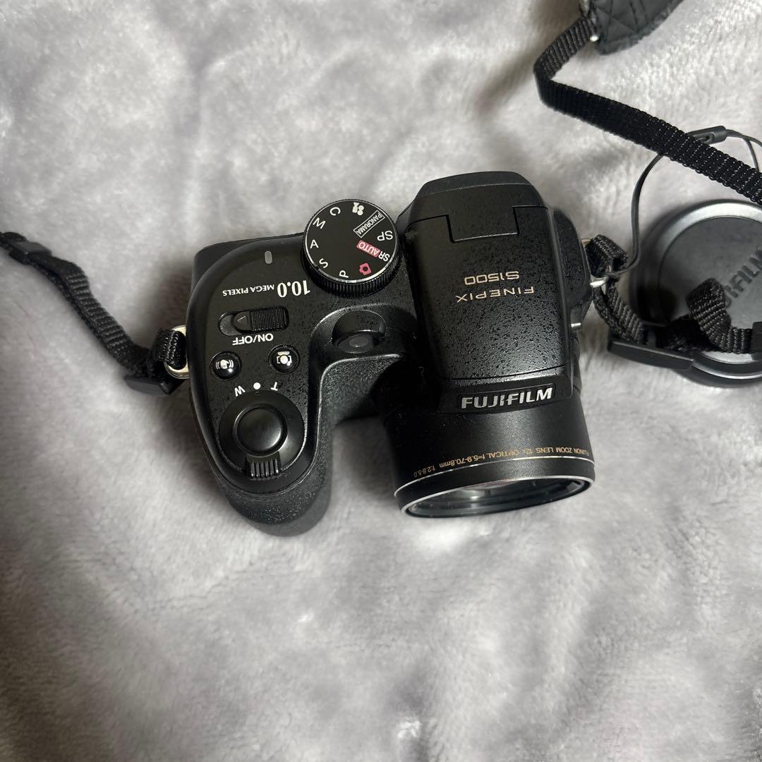 FUJIFILM FinePix S1500 デジカメ