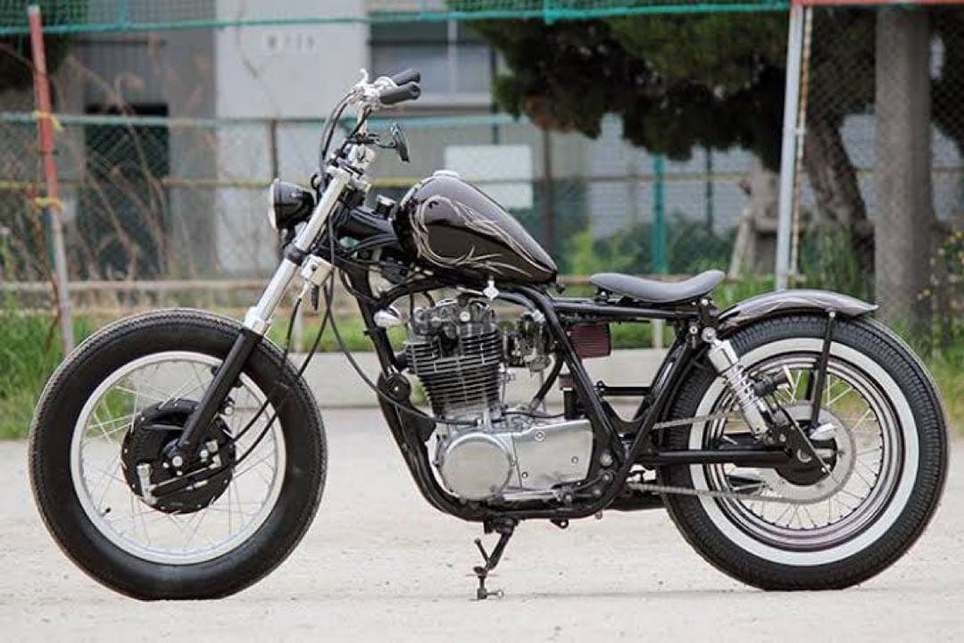 SR400 エッグタンクキットボルトオン エッグタンク