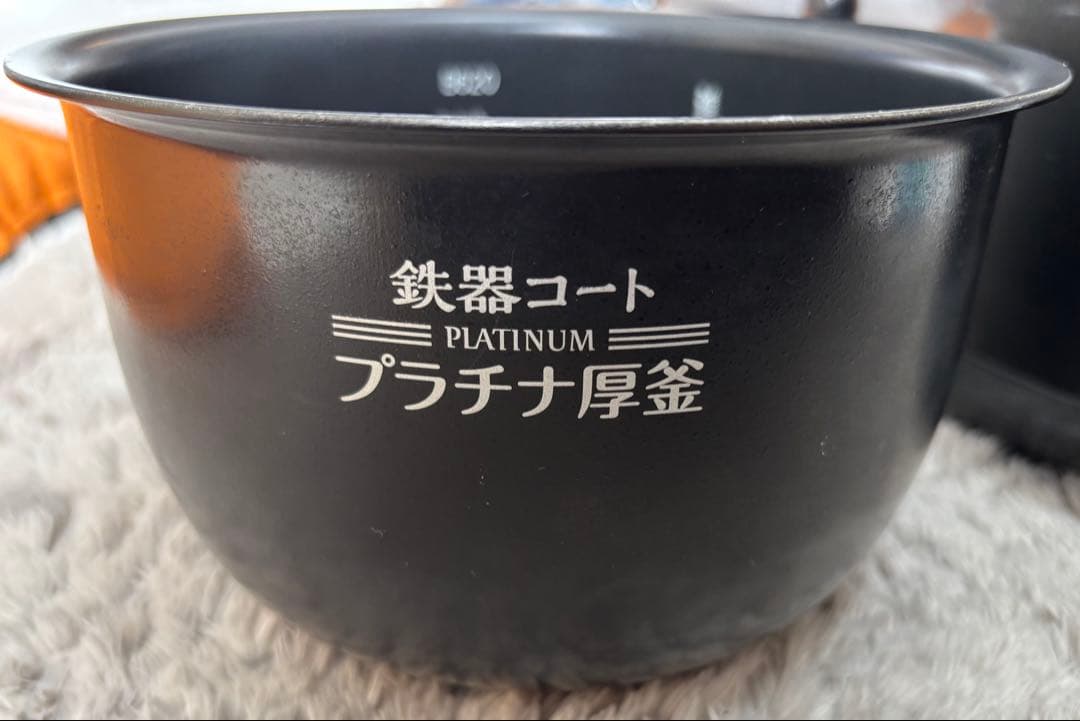 象印　炊飯器NP-RT05 2024年製
