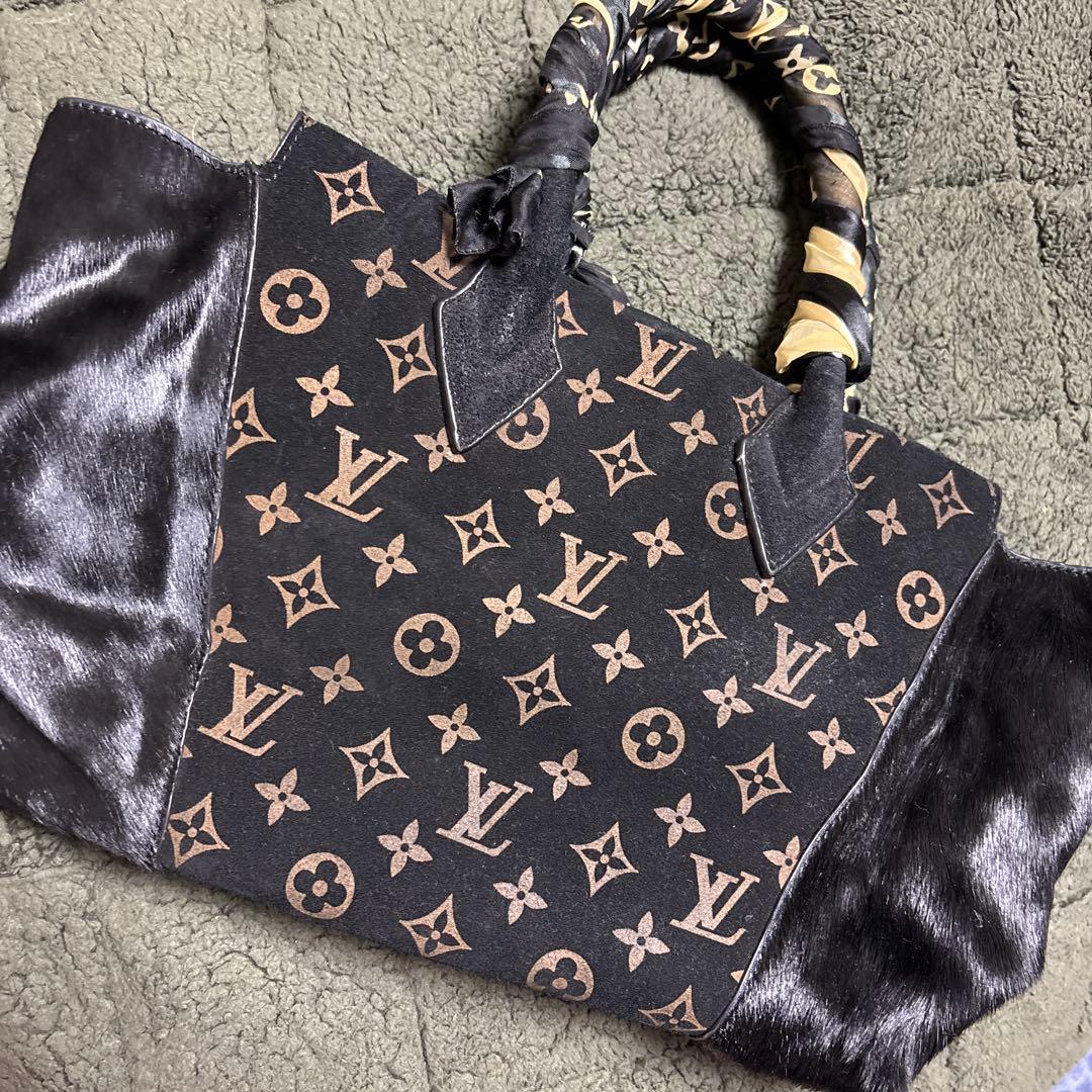 ⭐*️様 新春割引Louis Vuitton ブラック ハンドバッグ