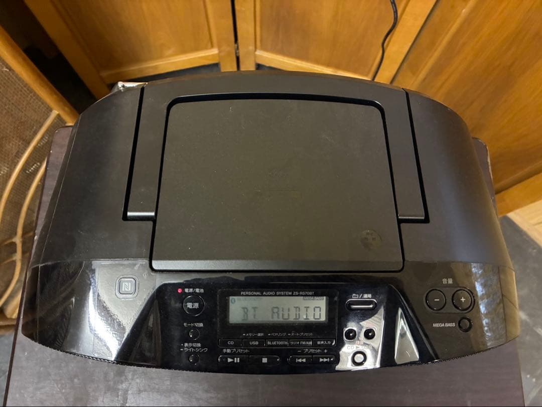 ポータブルプレーヤー SONY PERSOMAL AUDIO SYSTEM ZS-RS70BT