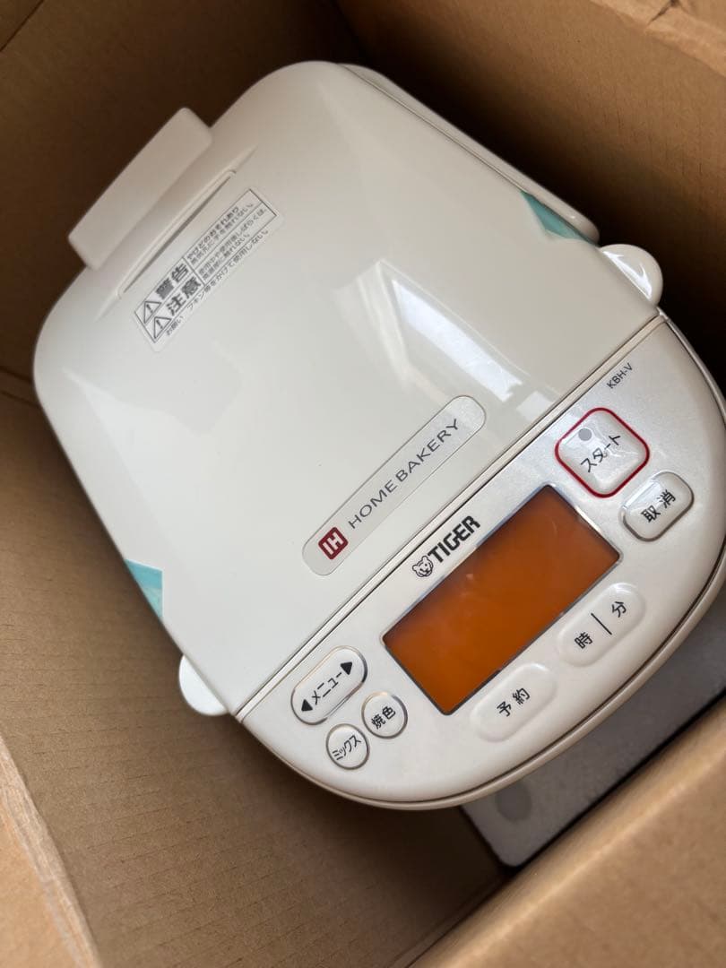 【未使用】TIGERタイガー KBH-V100 ホームベーカリー レッド