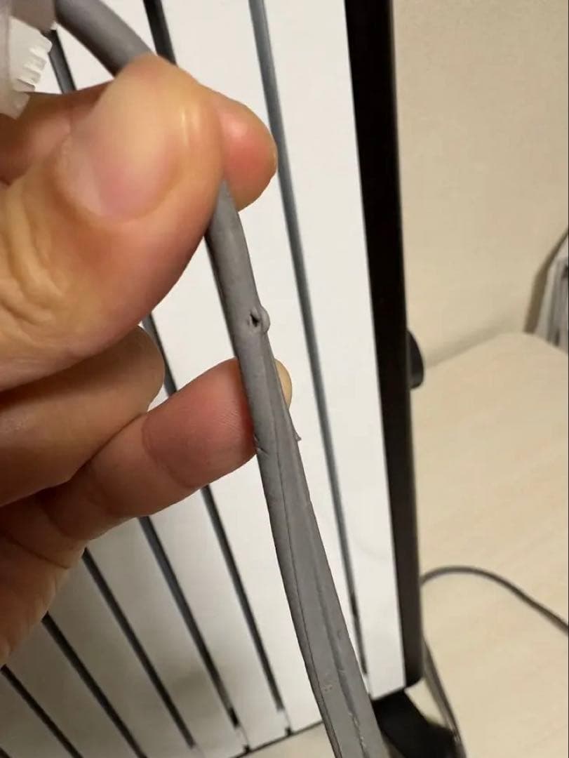 デロンギ MDHU12-BK ヒーター 動作品 ※コード難あり