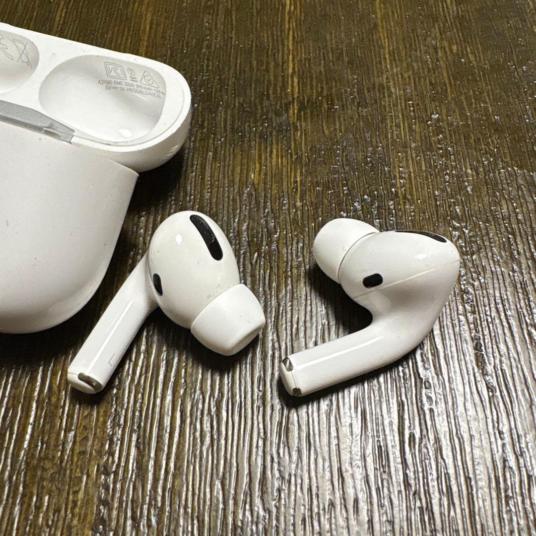 AirPods pro 本体 充電ケース付き